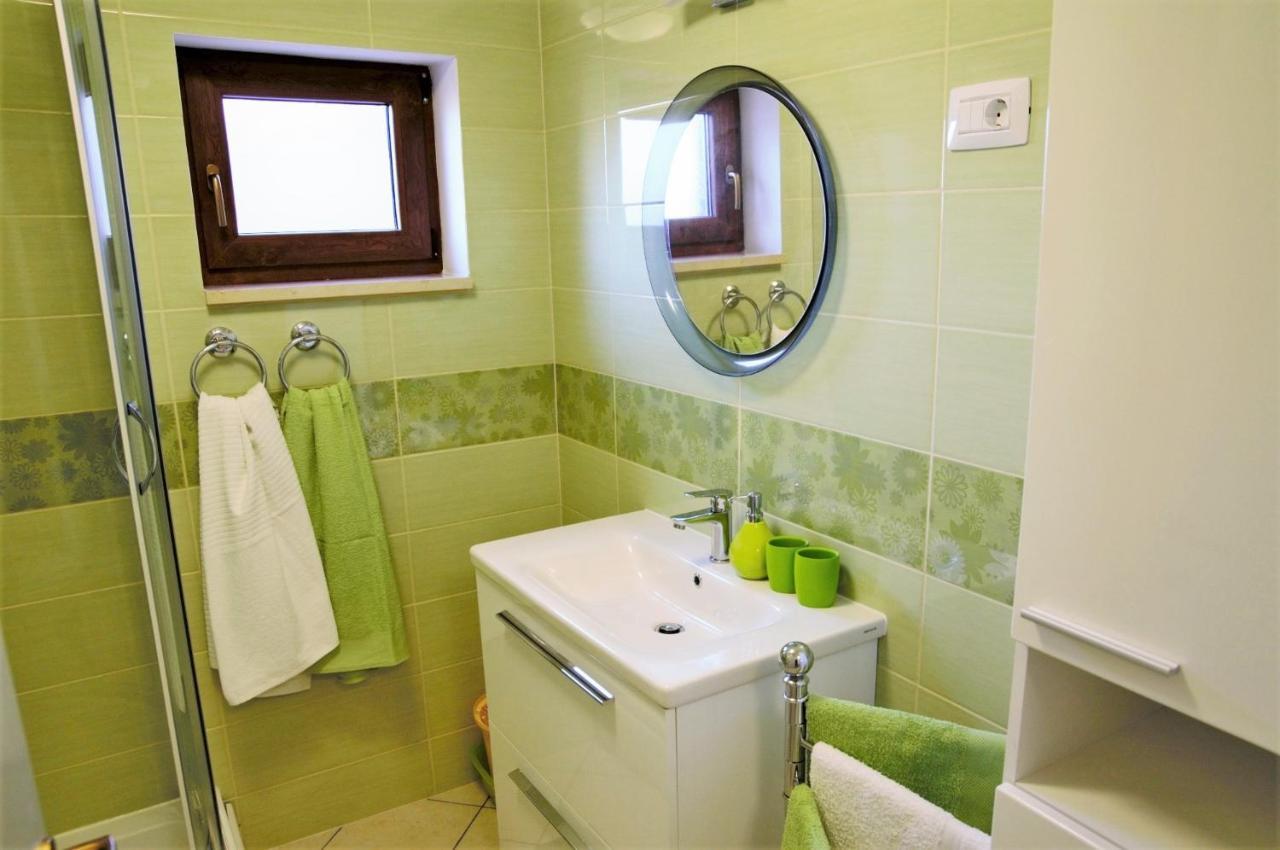Amaryllis Residence, Diana & Deluxe With Shared Kitchen * Veli Lošinj